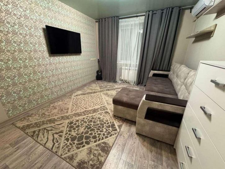 1-комн квартира Авроры улица, 61