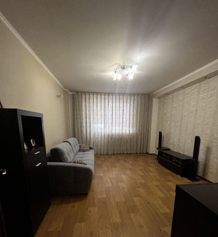 1-комн квартира Революционная улица, 5
