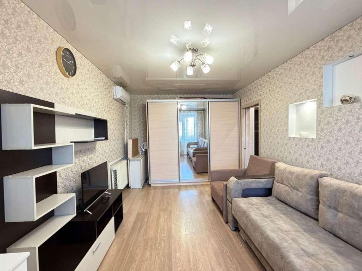 1-комн квартира Ленина проспект, 16