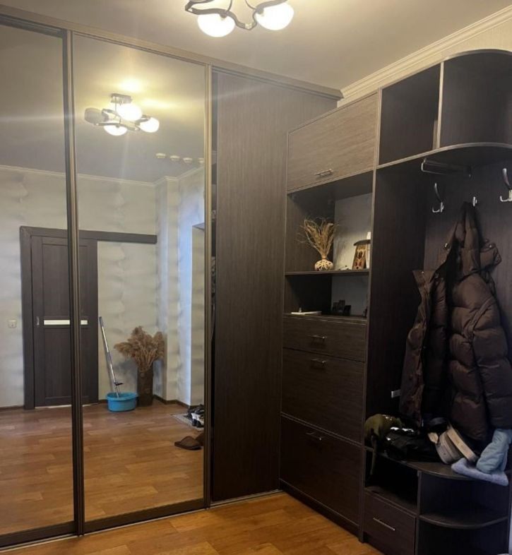 1-комн квартира Революционная улица, 5