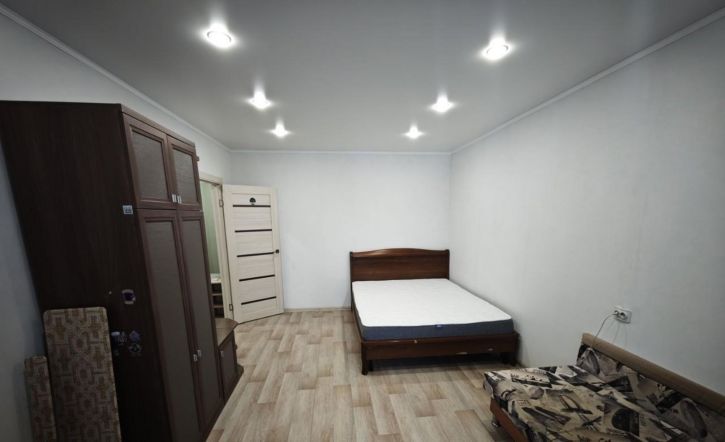 1-комн квартира Челюскинцев улица, 12