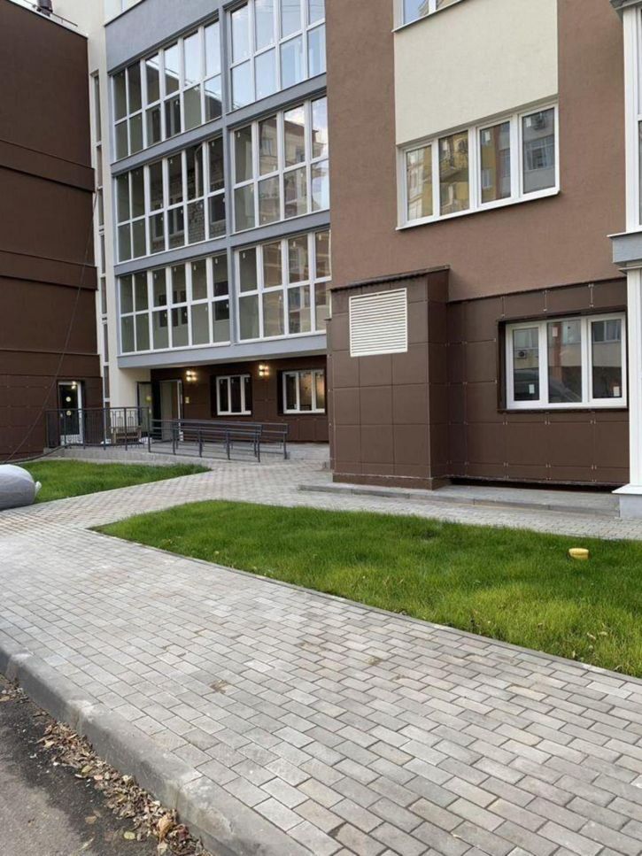 3-комн квартира Водников, 99