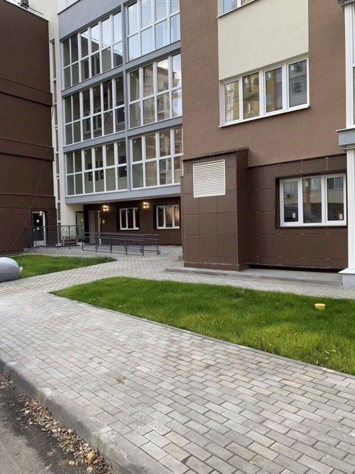 4-комн квартира Водников, 99
