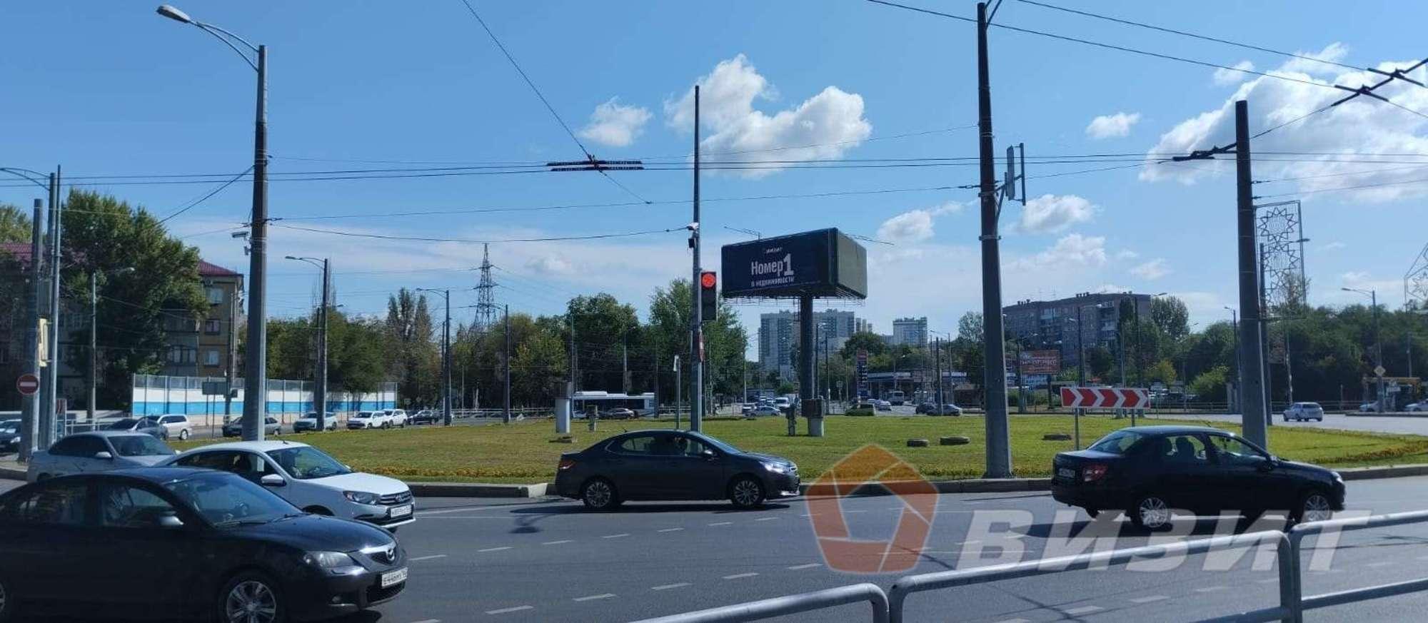 Сдать торговое помещение за 1 900 000 рублей на Московское шоссе, 17