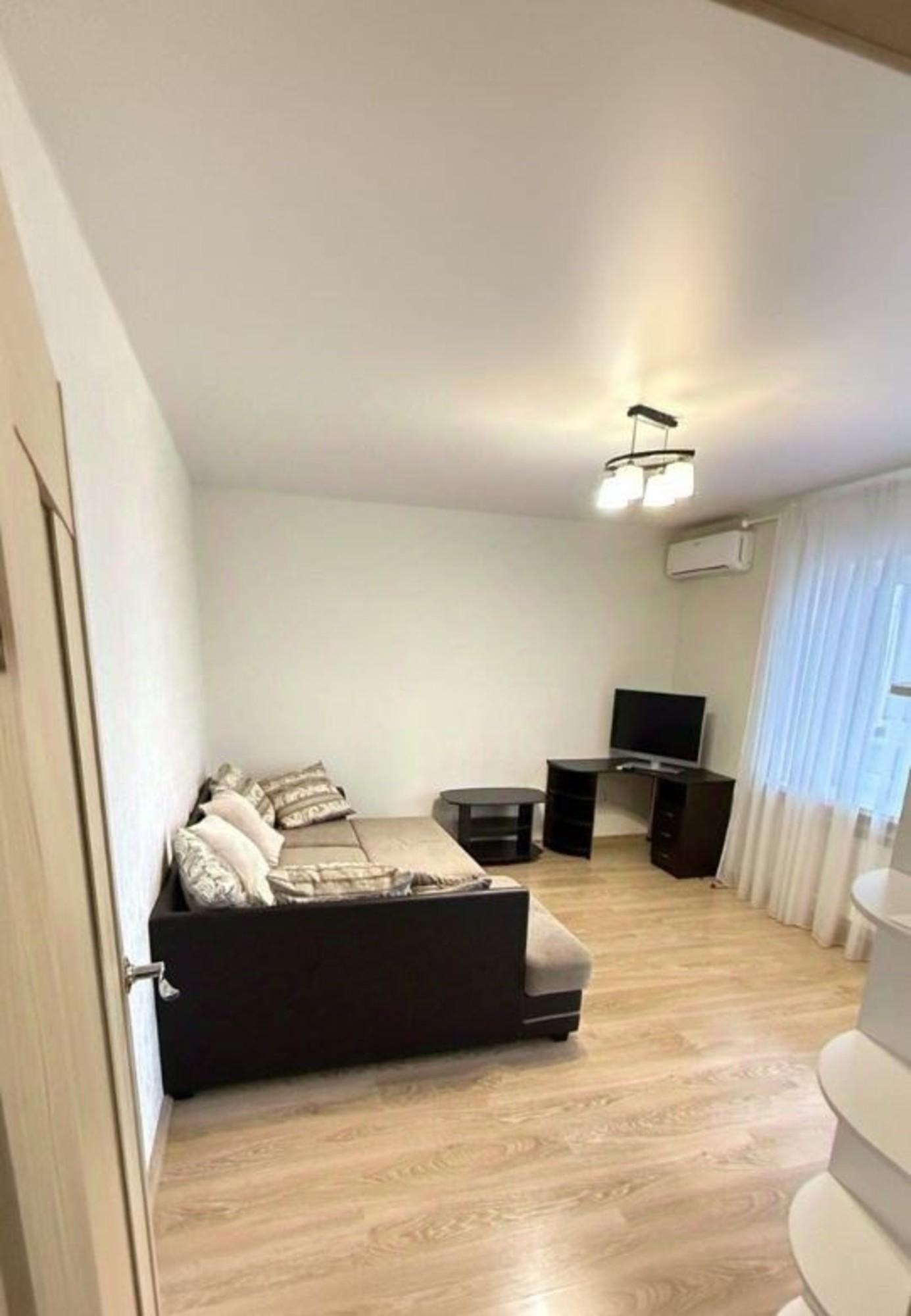 Сдать квартиру за 30 000 рублей на Советской Армии улица, 240б