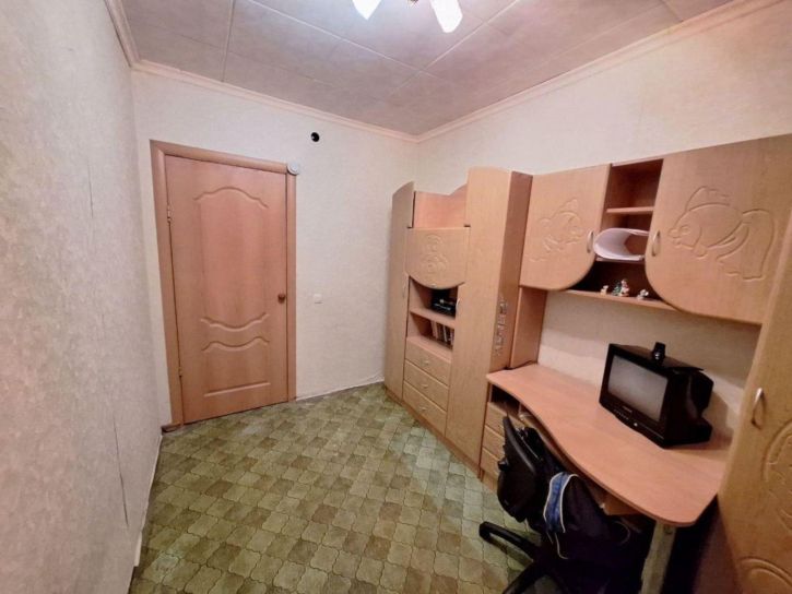 4-комн квартира Металлистов улица, 70
