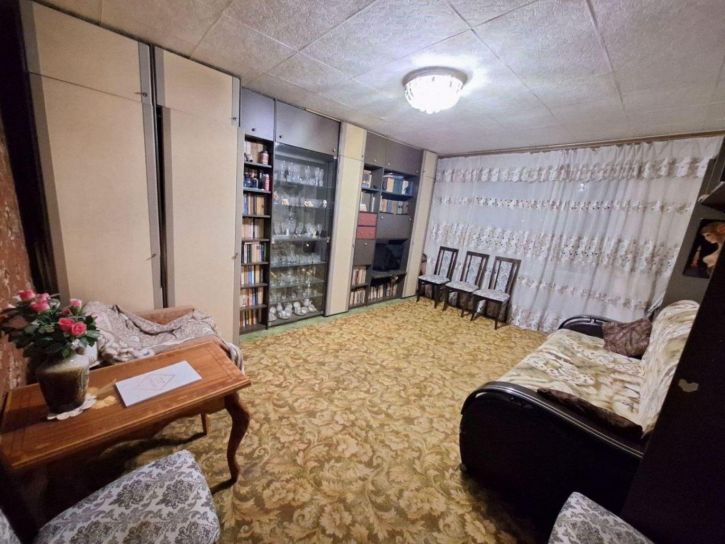 4-комн квартира Металлистов улица, 70