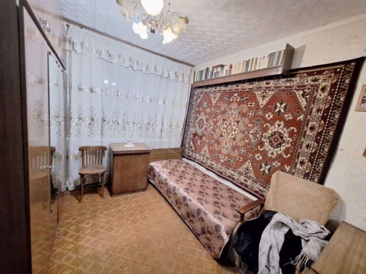 4-комн квартира Металлистов улица, 70