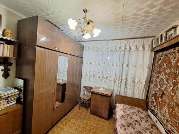 4-комн квартира Металлистов улица, 70