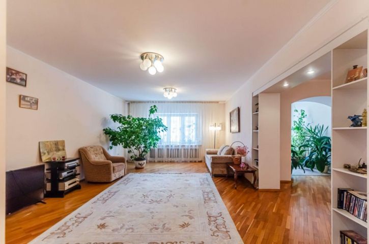 4-комн квартира Садовая, 156