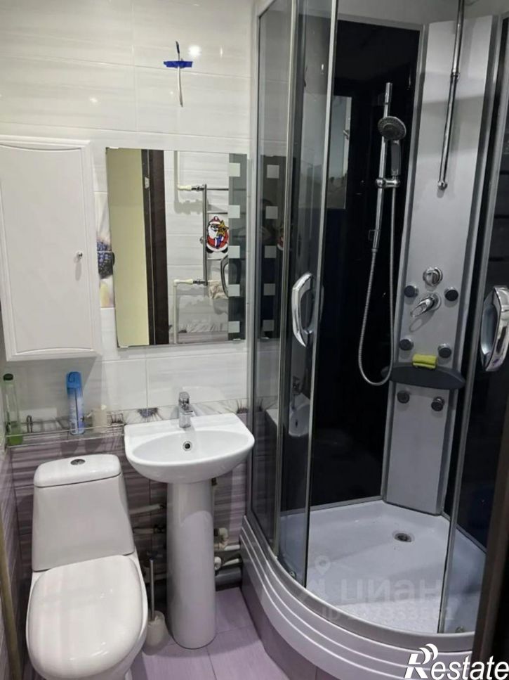 2-комн квартира проспект Кирова, 238,  д. 238