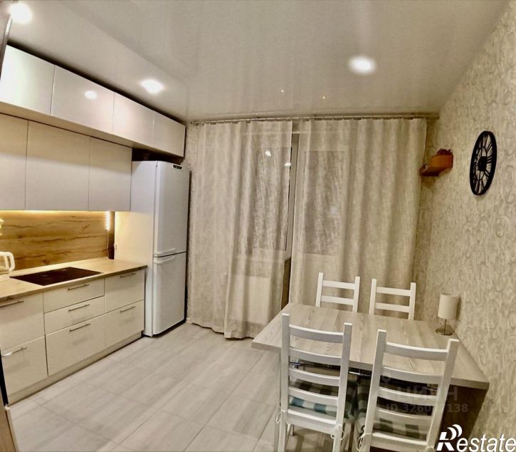 3-комн квартира улица Виталия Талабаева, 6,  д. 6