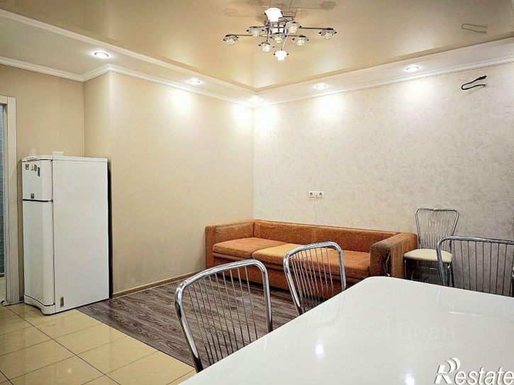 2-комн квартира ул Советской Армии, 144,  д. 144