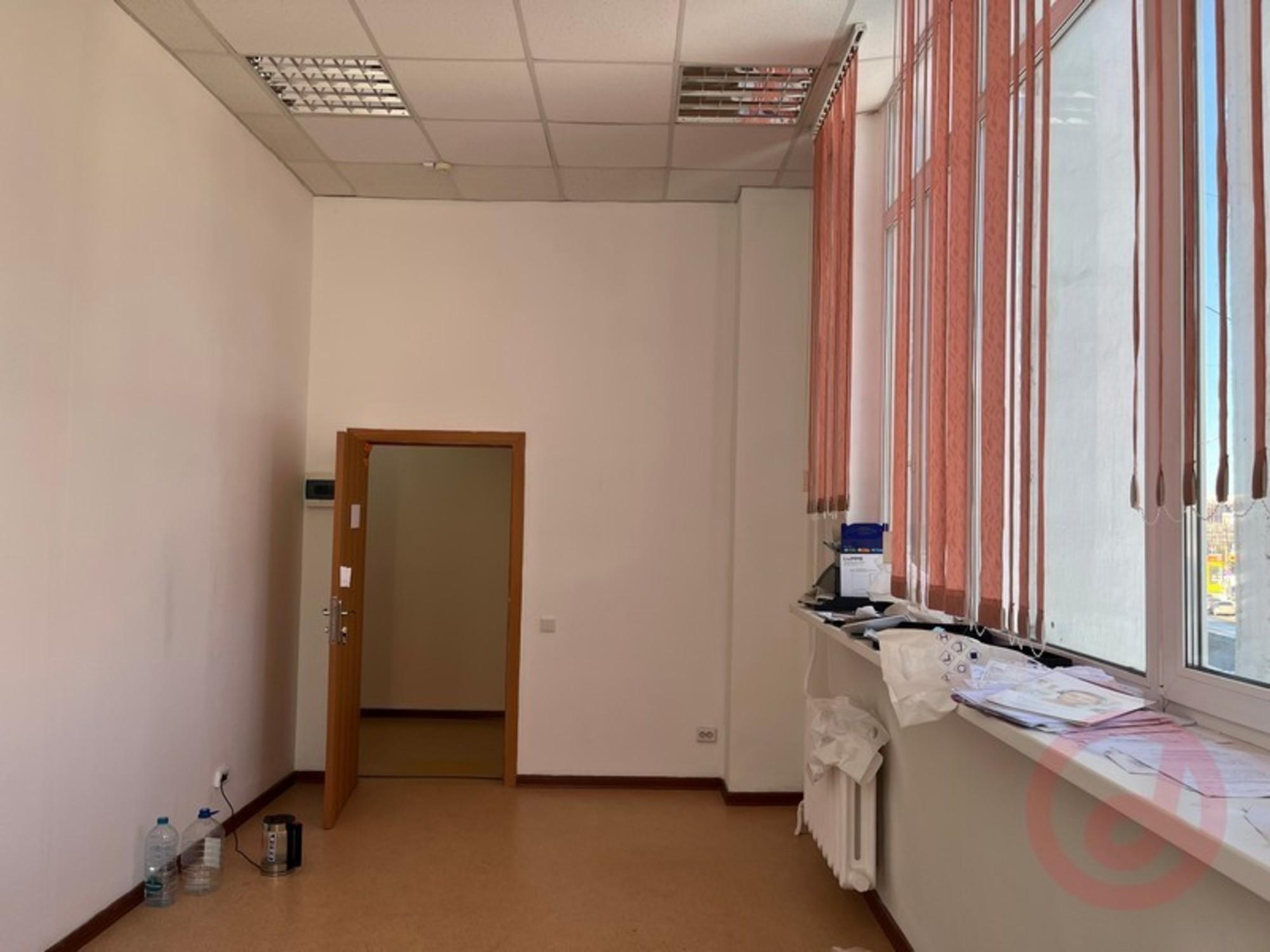 Сдать офис, помещение под офис за 16 200 рублей на Партизанская улица, 19
