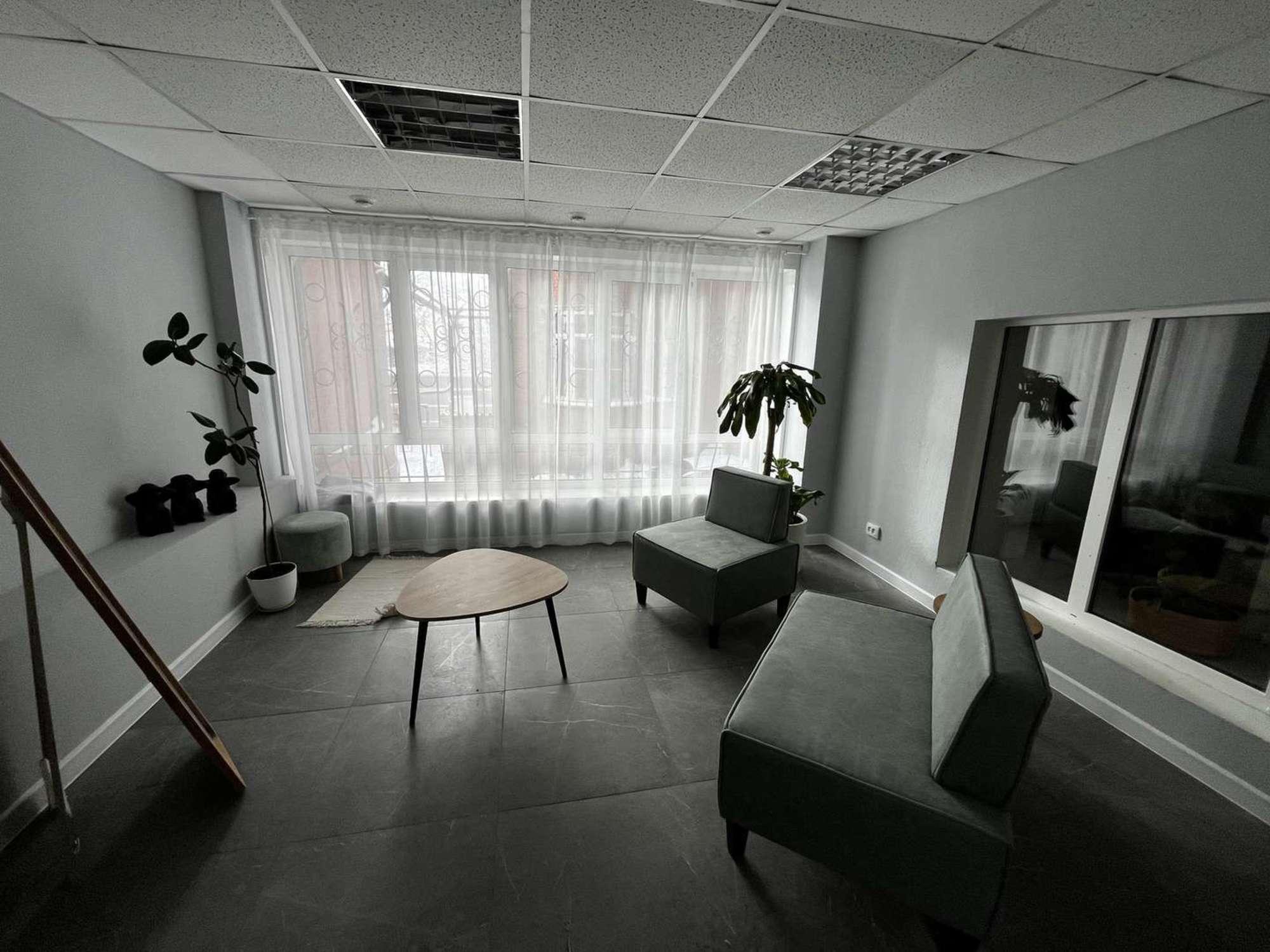 Сдать офис, помещение под офис за 85 000 рублей на Братьев Коростелёвых улица, 44