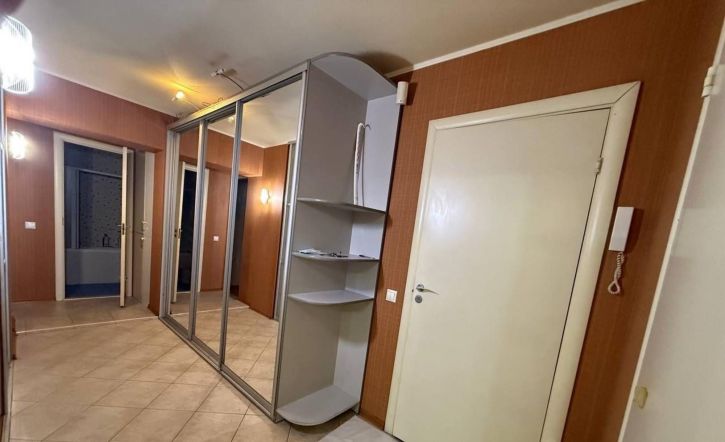 2-комн квартира Стара-Загора улица, 25