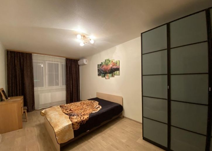 2-комн квартира Советская улица, 50