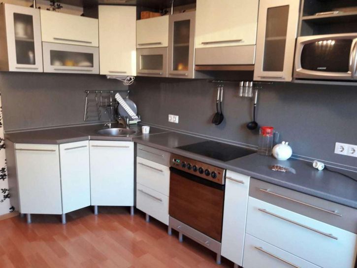 2-комн квартира Советская улица, 75