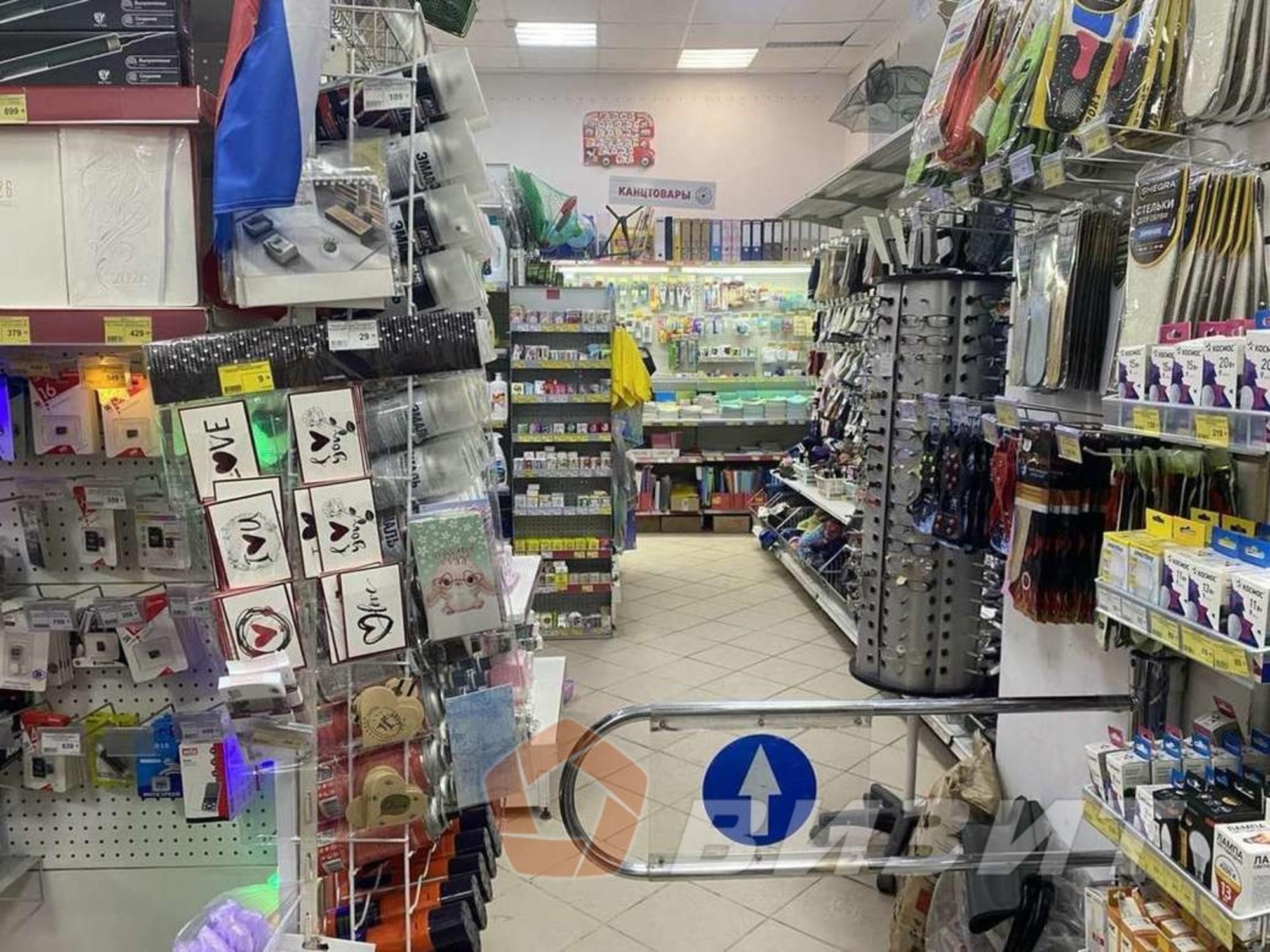 Сдать торговое помещение за 344 000 рублей на Победы улица, 106