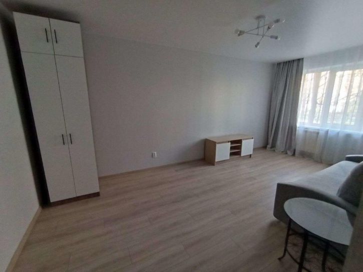 1-комн квартира Кирова проспект, 409