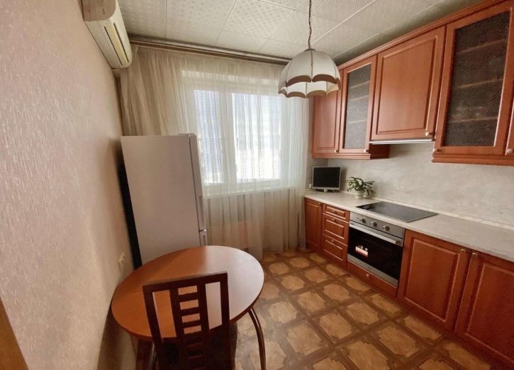2-комн квартира Осипенко улица, 41