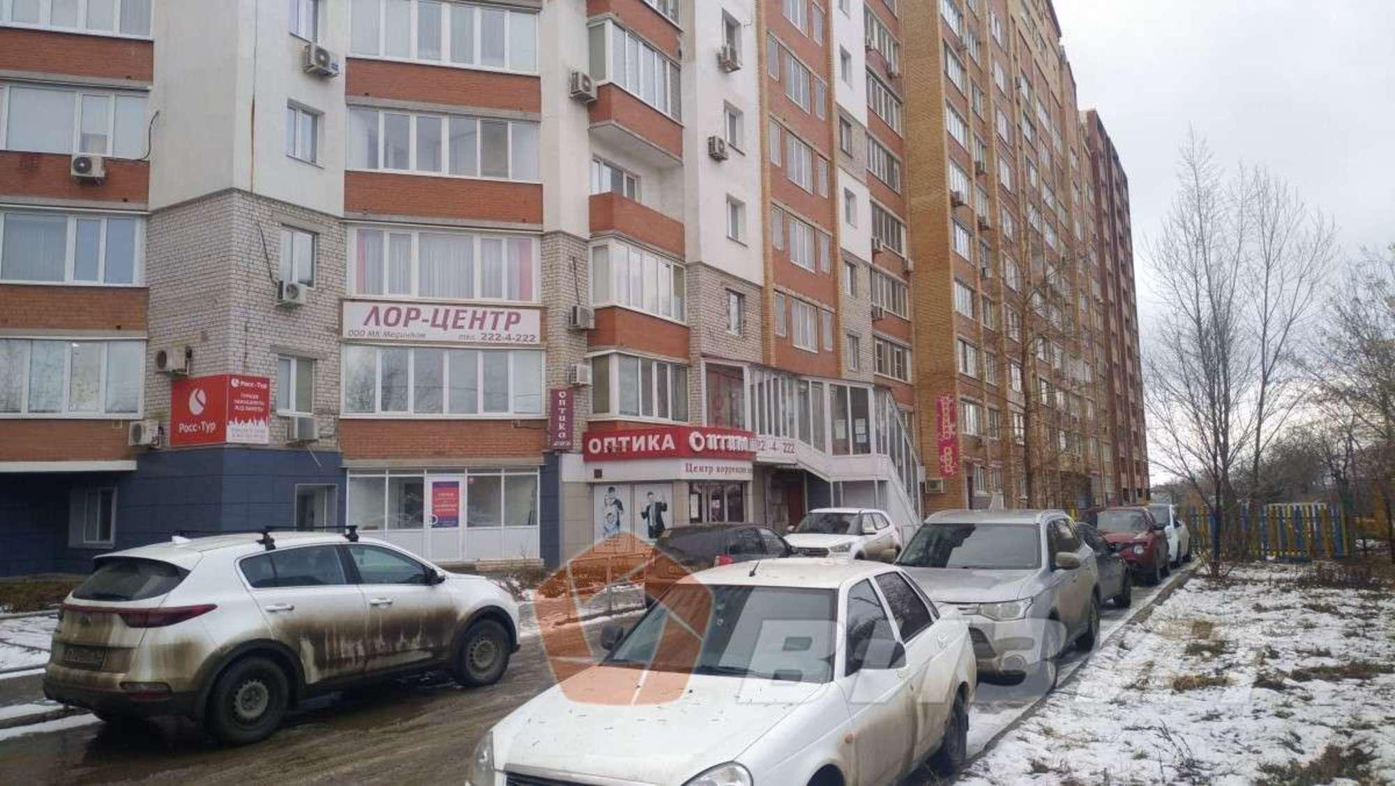 Сдать торговое помещение за 65 000 рублей на Советской Армии улица, 240б