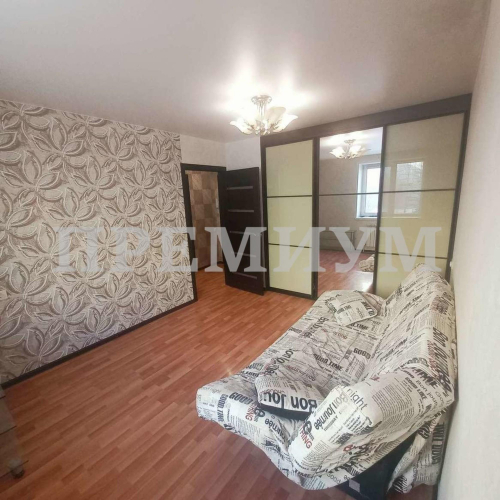 Продажа 1-комн квартиры Виталия Жалнина улица, 3