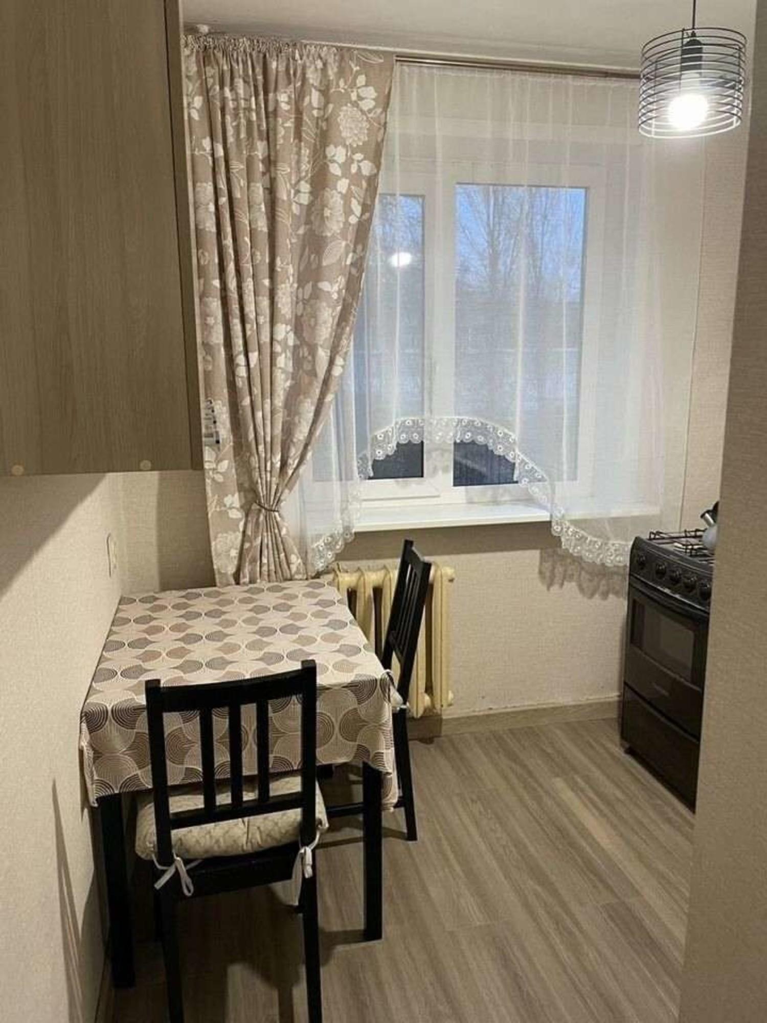 Сдать квартиру за 28 000 рублей на Авроры улица, 119