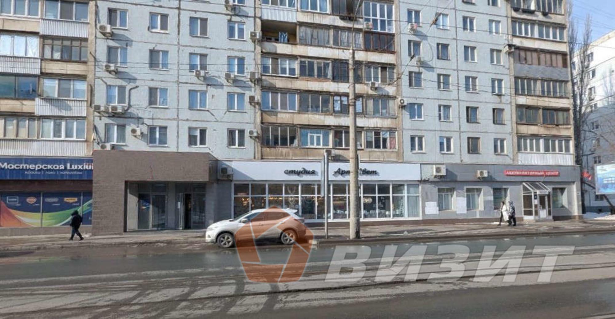 Сдать торговое помещение за 160 000 рублей на Мичурина улица, 46