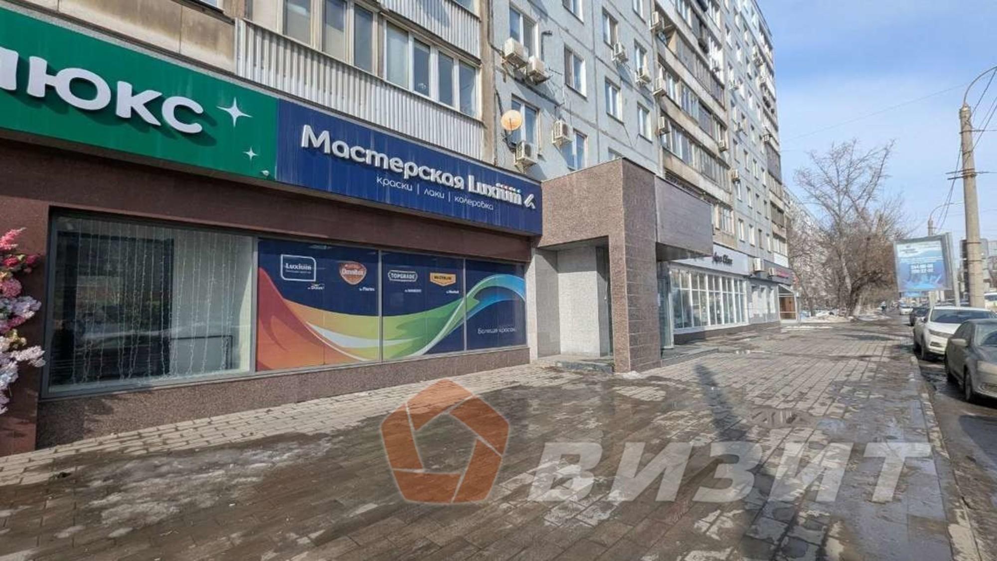 Сдать торговое помещение за 160 000 рублей на Мичурина улица, 46
