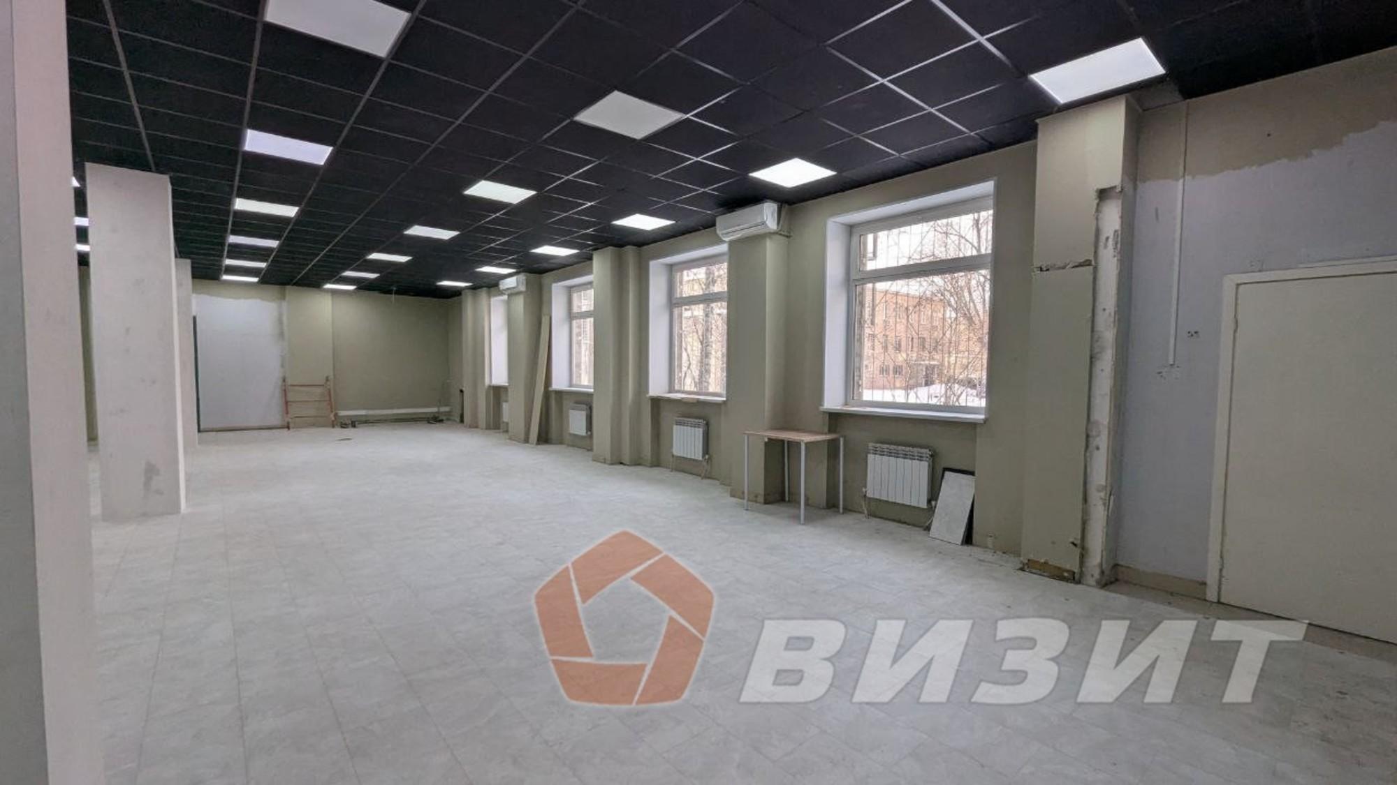 Сдать торговое помещение за 160 000 рублей на Мичурина улица, 46