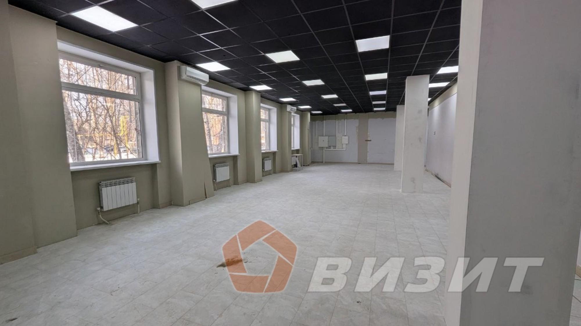 Сдать торговое помещение за 160 000 рублей на Мичурина улица, 46
