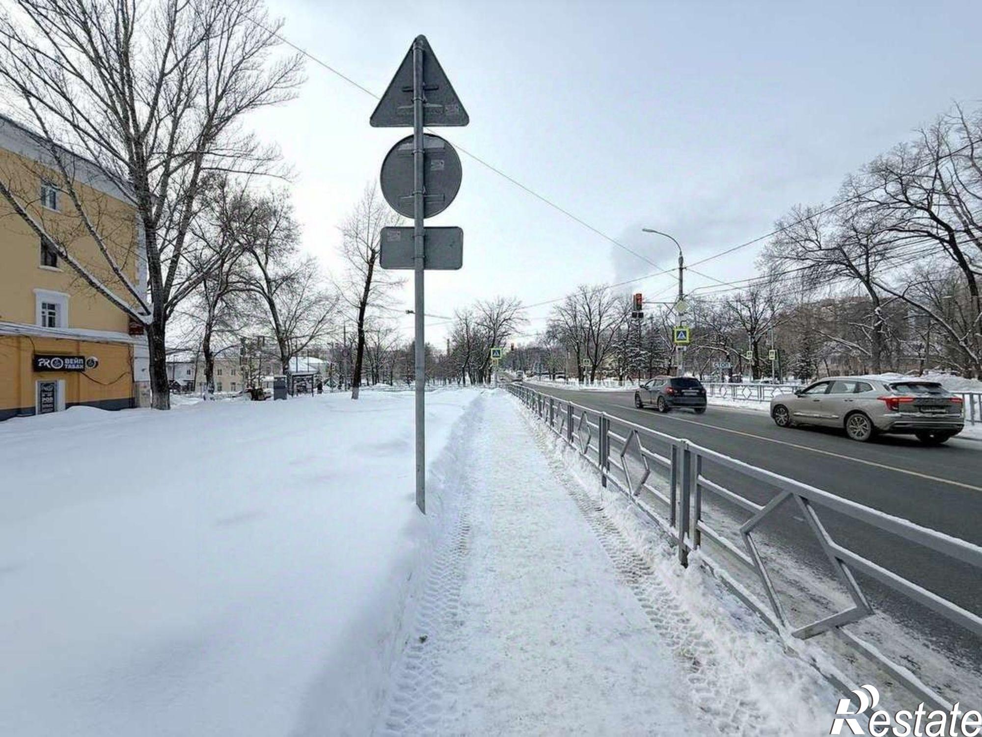Купить торговое помещение за 13 860 400 рублей на улица Сергея Лазо, 15