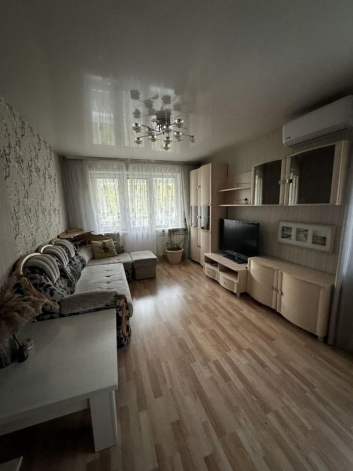 2-комн квартира Аэродромная улица, 5