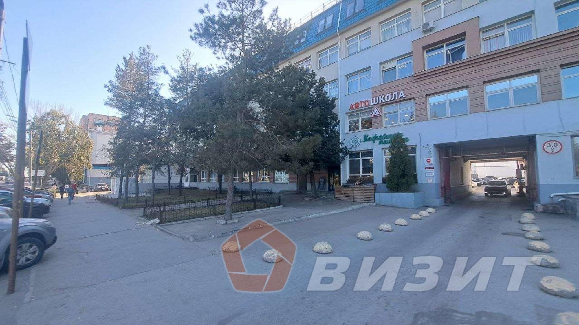Сдать офис, помещение под офис за 38 720 рублей на Авроры улица, 110к1