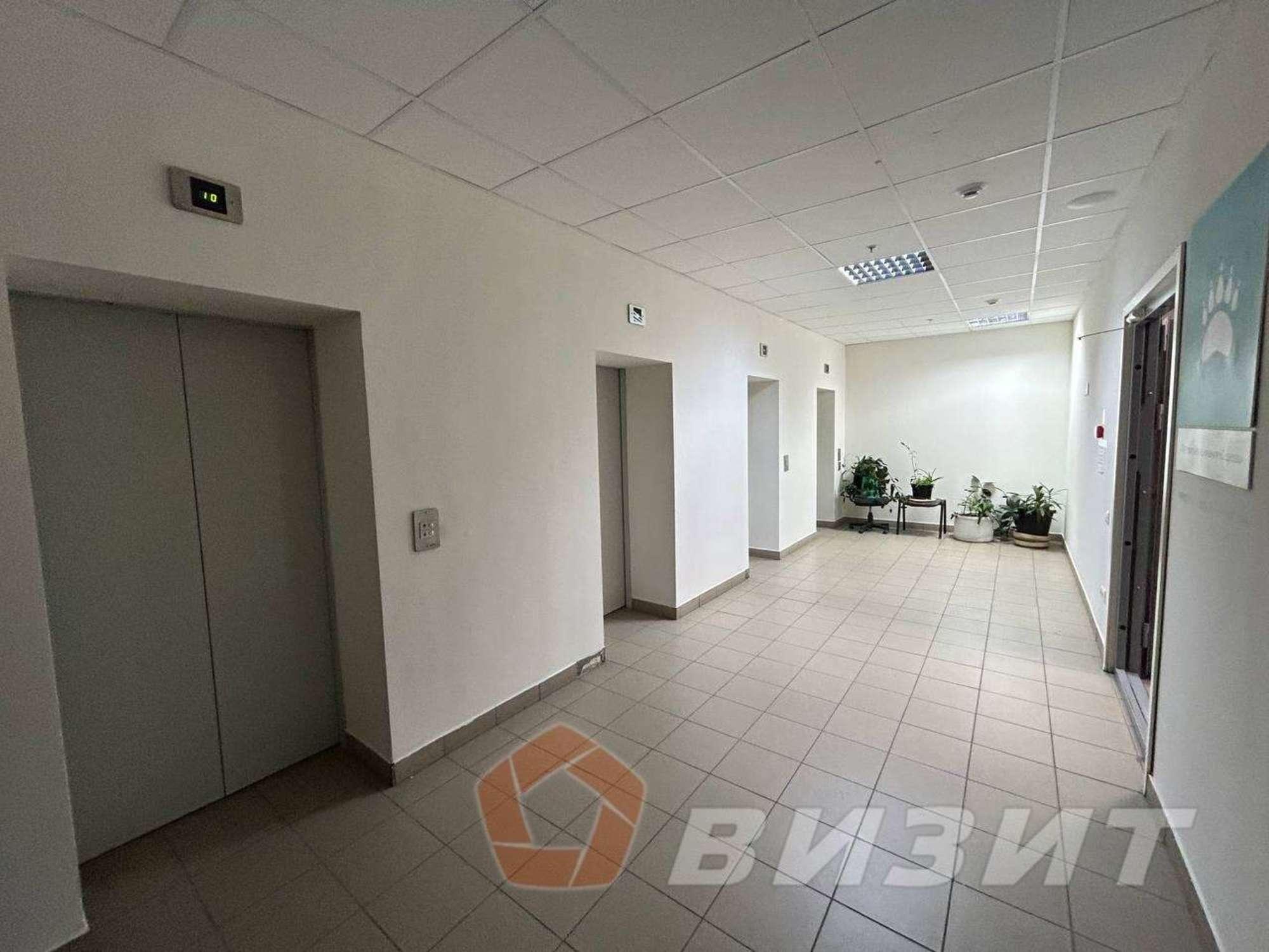 Купить офис, помещение под офис за 14 990 000 рублей на Урицкого улица, 19