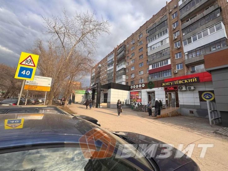 Торговое помещение Мориса Тореза улица, 13а