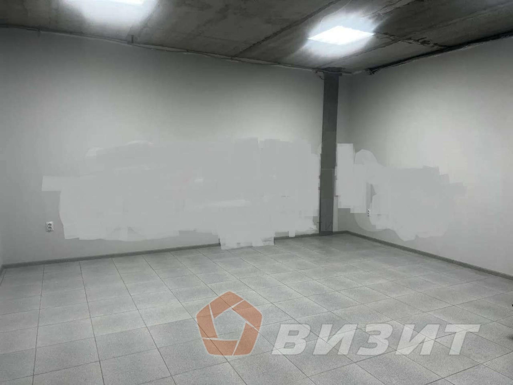 Купить торговое помещение за 12 360 000 рублей на Алексея Толстого улица, 76
