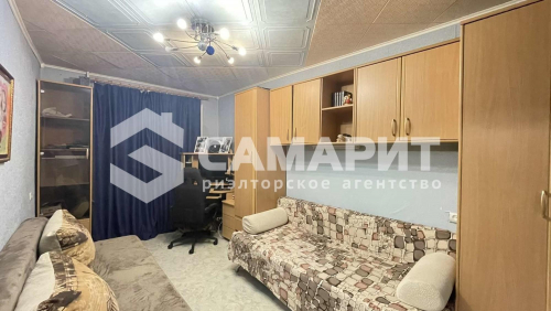 Продажа 2-комн квартиры Красных Коммунаров улица, 15