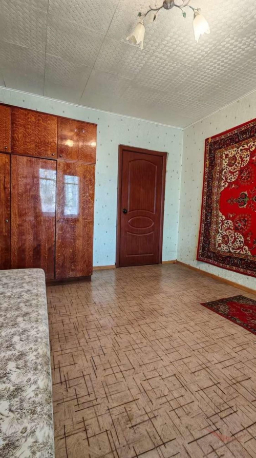 Продажа 3-комн квартиры Парижской Коммуны улица, 30