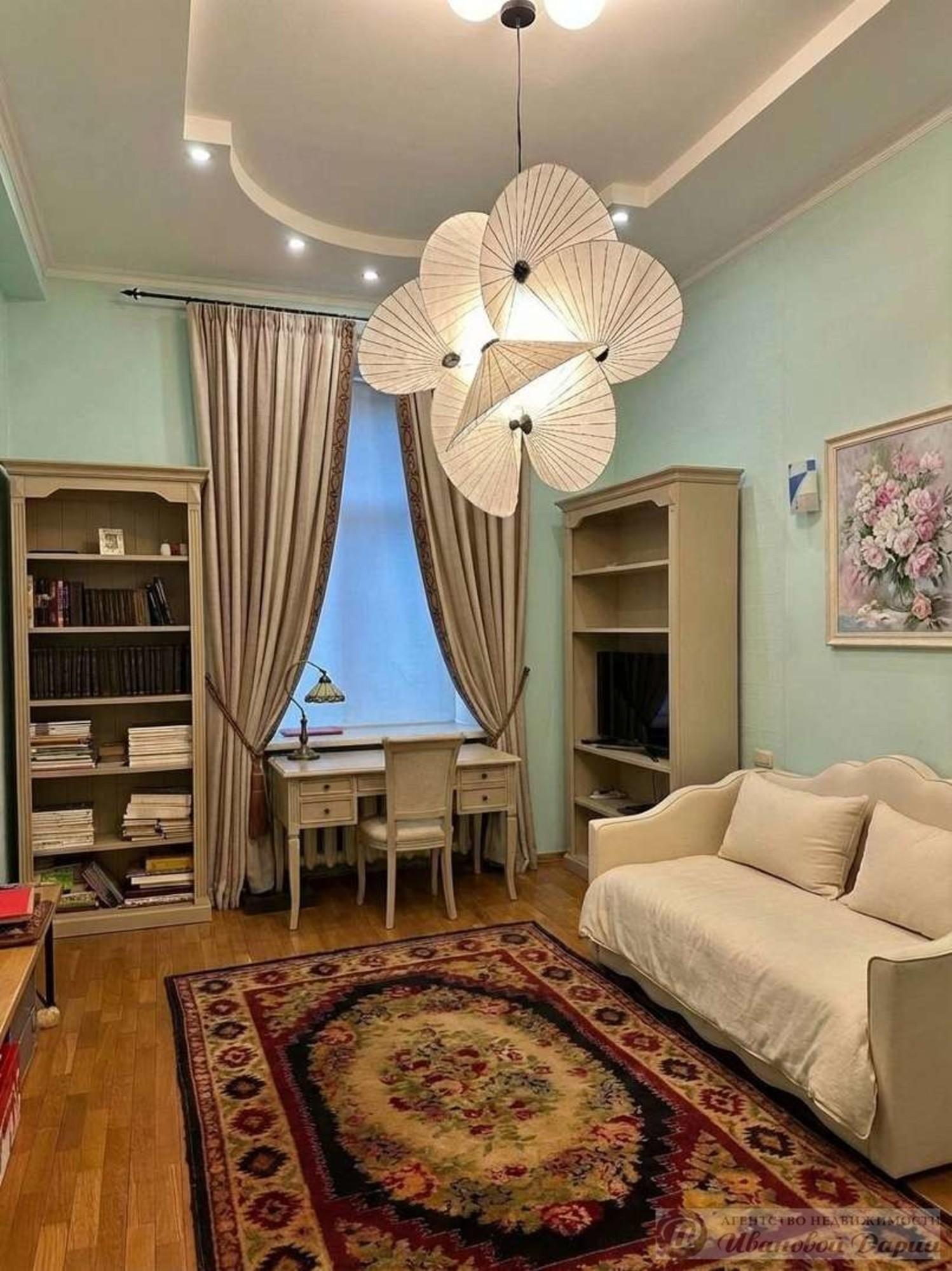 Купить квартиру за 13 000 000 рублей на Льва Толстого улица, 92