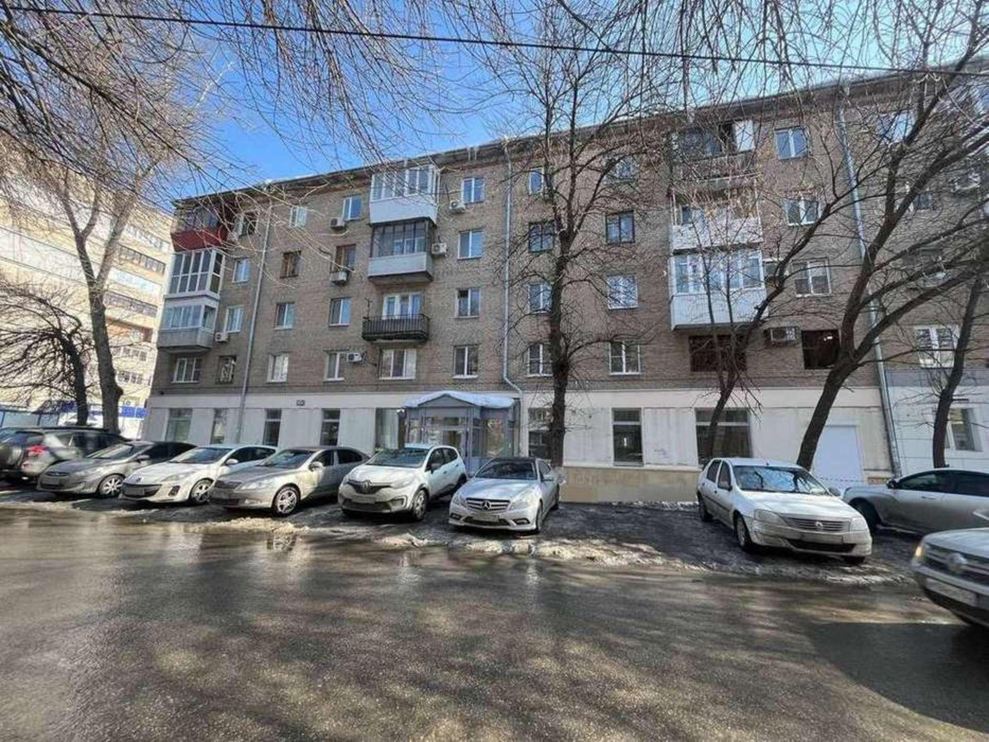 Сдать торговое помещение за 86 100 рублей на Митирева пр-т, 16