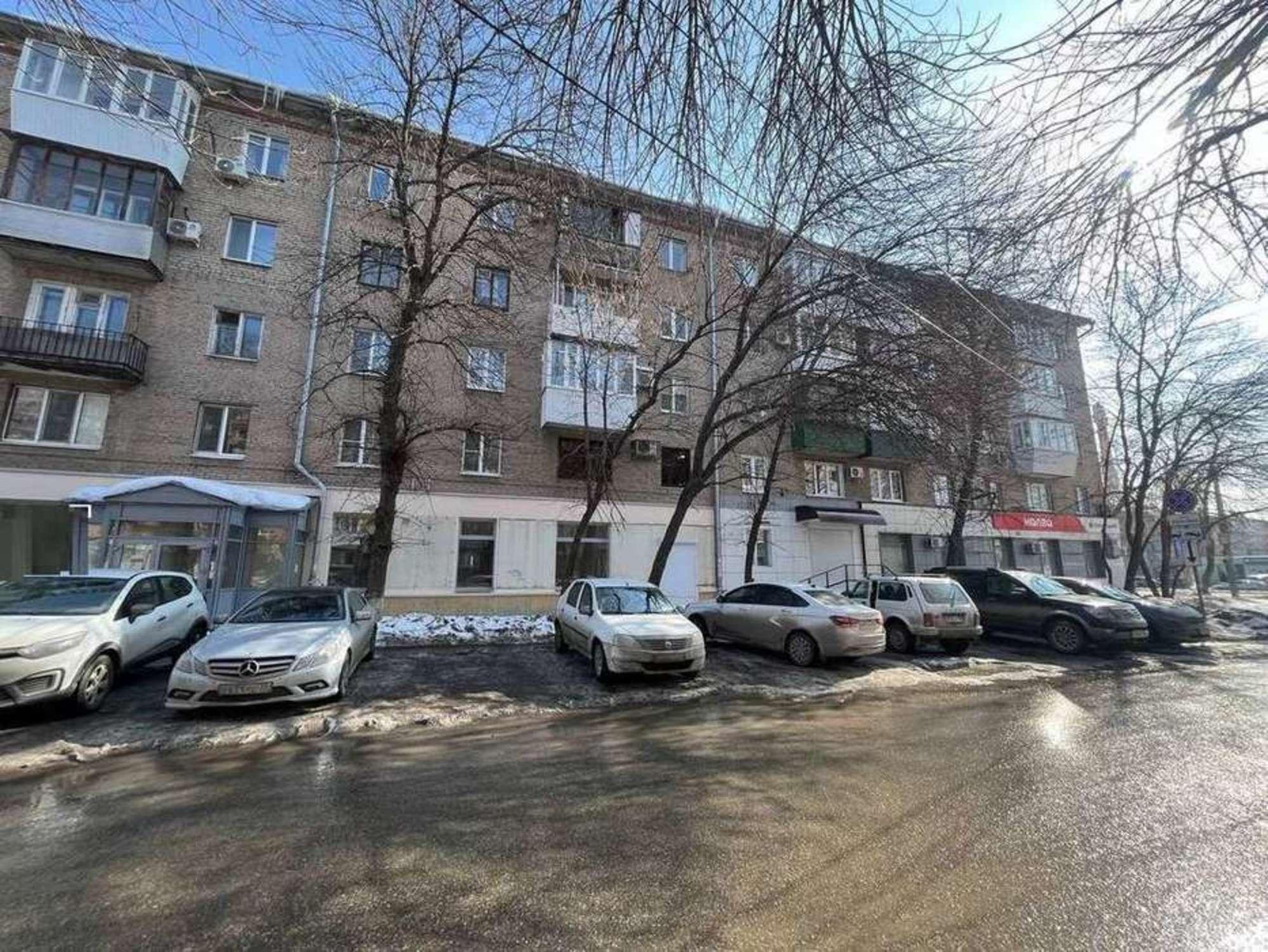 Сдать торговое помещение за 86 100 рублей на Митирева пр-т, 16