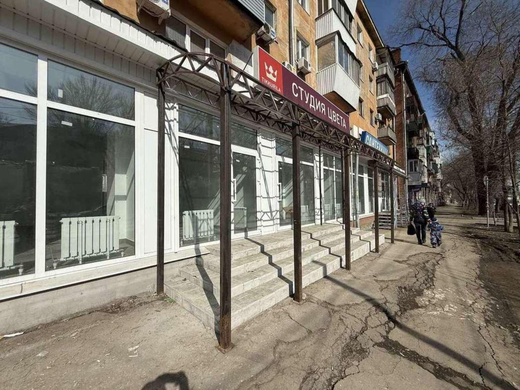 Сдать торговое помещение за 58 300 рублей на Гагарина улица, 124