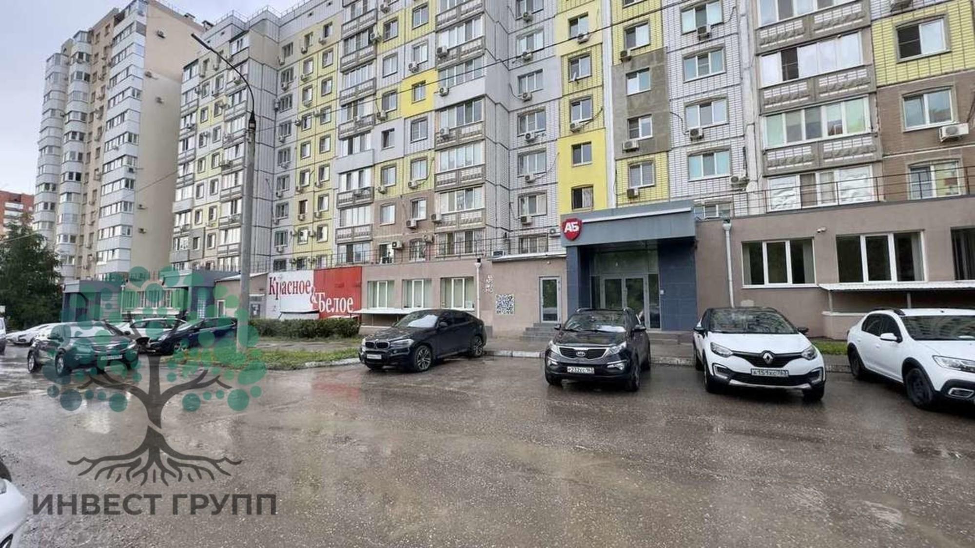 Сдать торговое помещение за 100 000 рублей на Карла Маркса проспект, 32