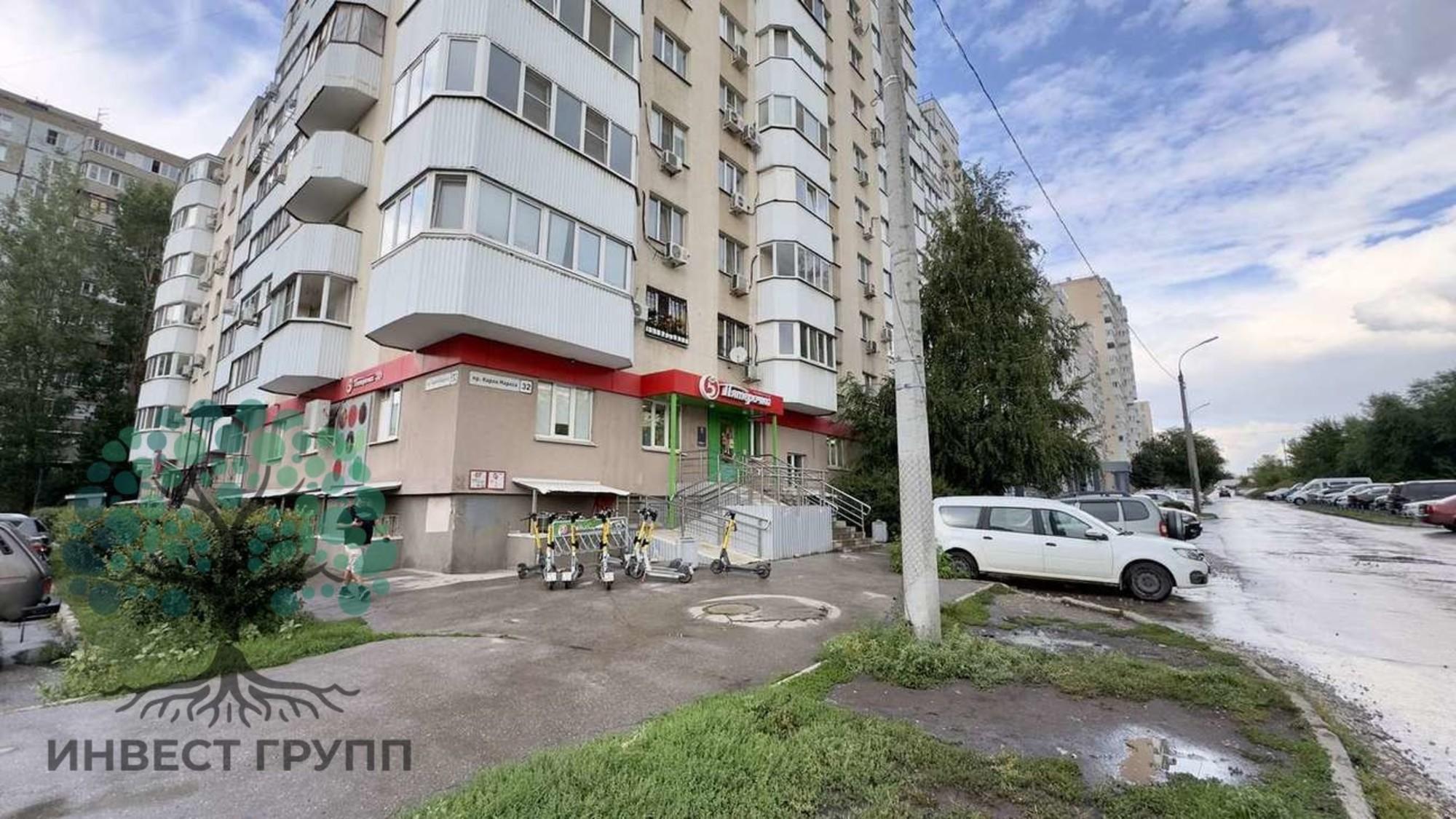 Сдать торговое помещение за 100 000 рублей на Карла Маркса проспект, 32