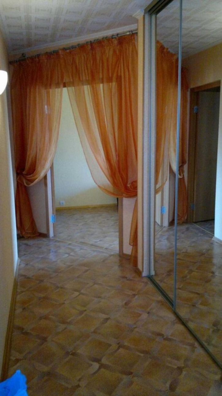 3-комн квартира Георгия Димитрова улица, 83