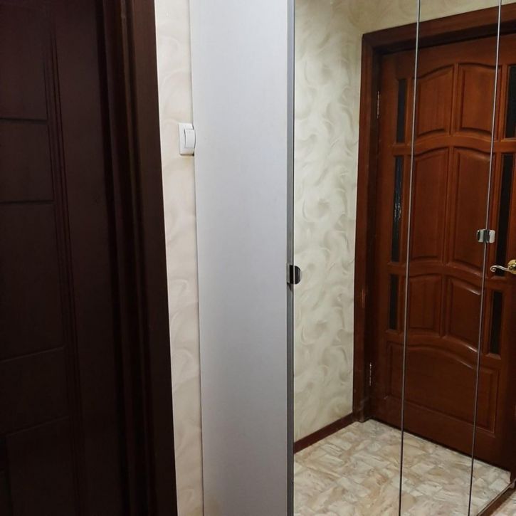 2-комн квартира Крайняя улица, 19