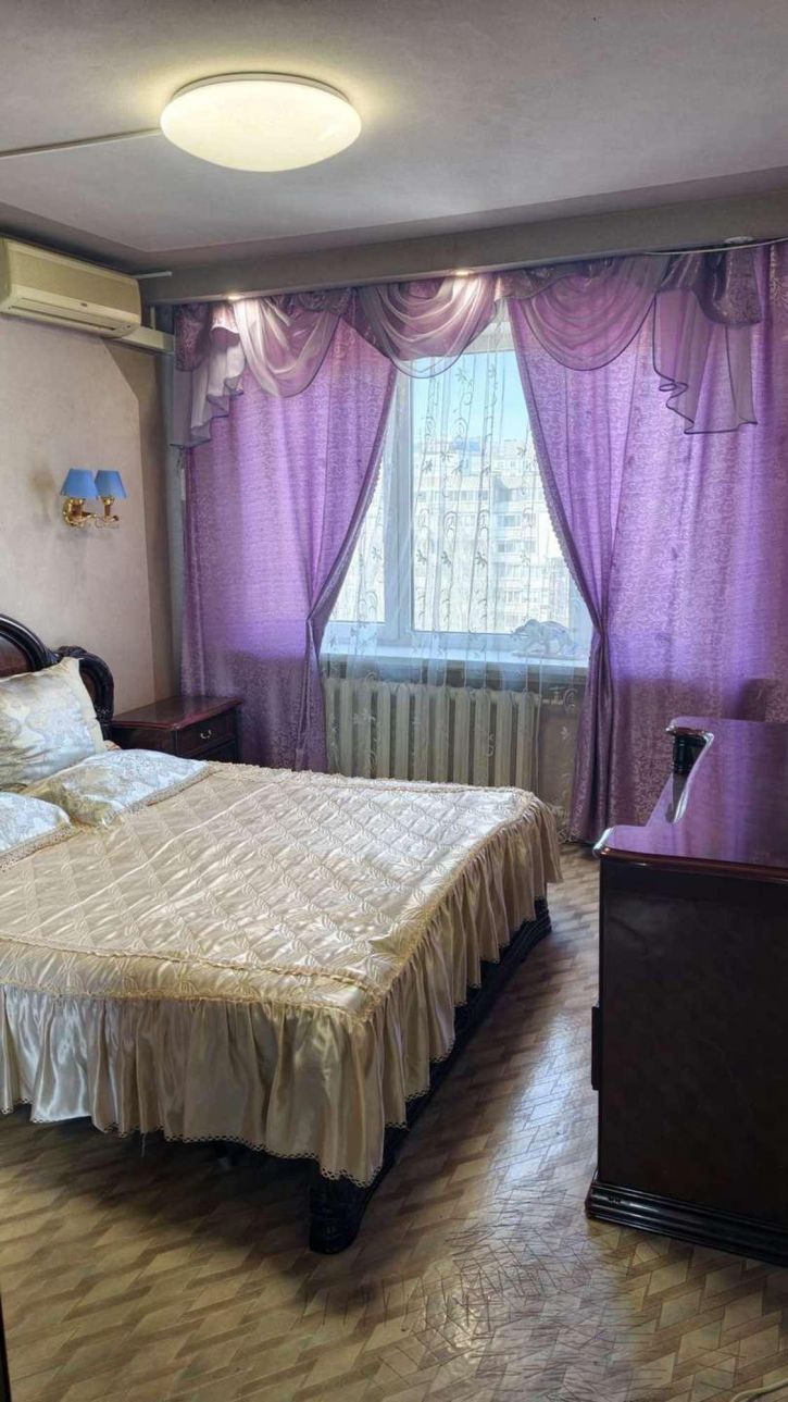 3-комн квартира Георгия Димитрова улица, 94