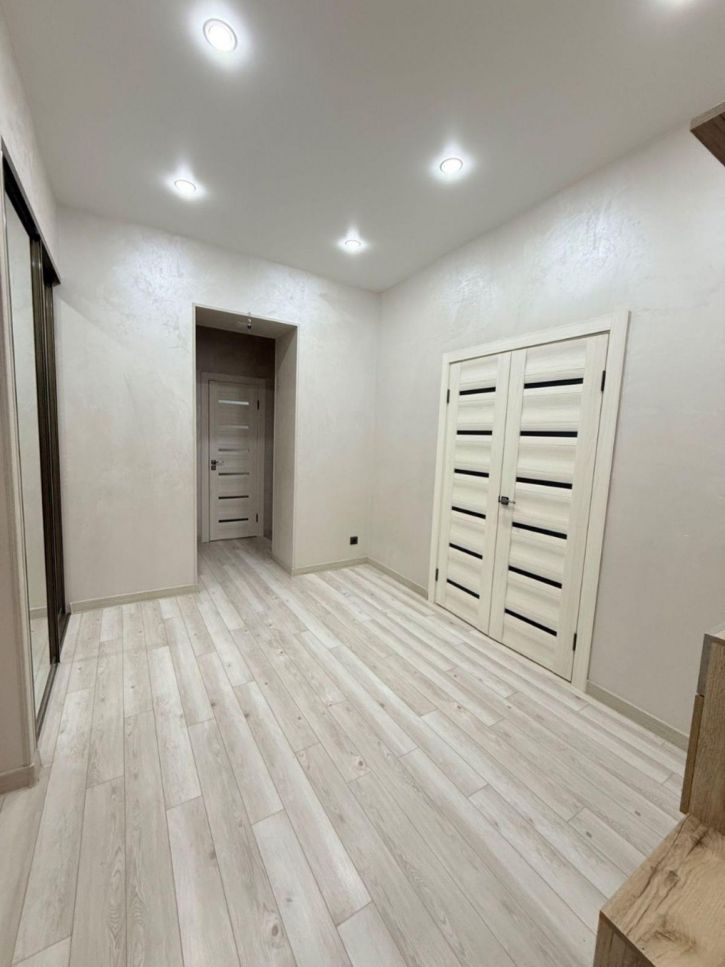 3-комн квартира Кирова проспект, 40